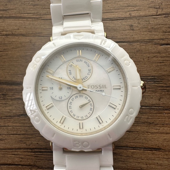 Fossil Watch - Picture 2 of 6